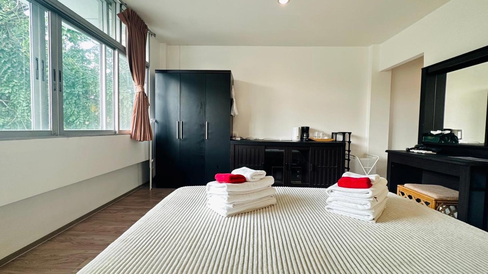 Deabak Hotel Pattaja Kültér fotó